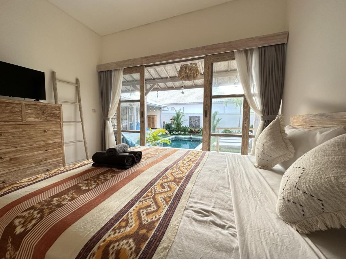 Villa White Karma Seminyak Kültér fotó